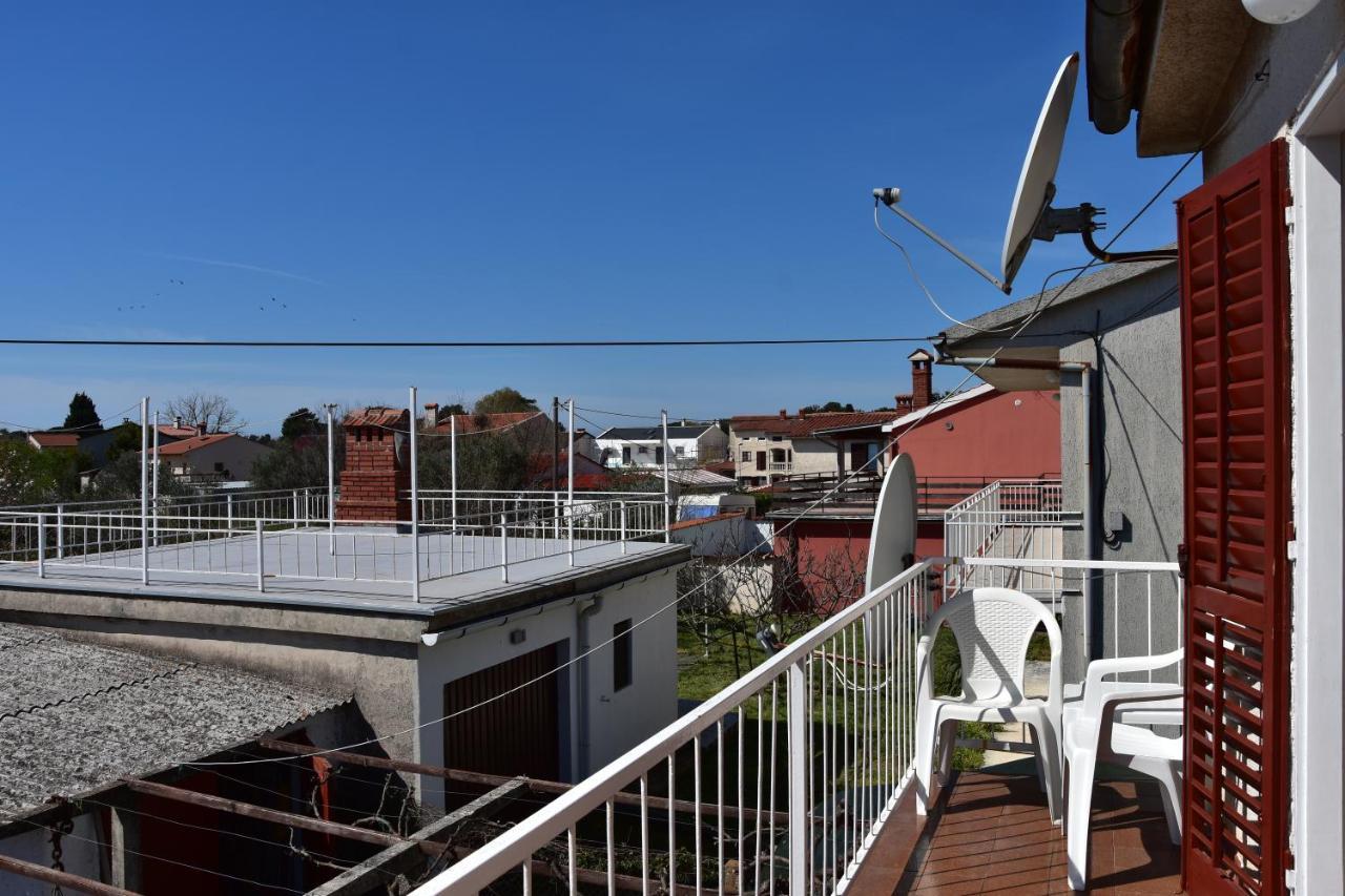 Apartman Miki Fažana Esterno foto